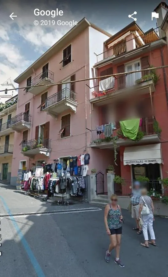 Camera Giglia Manarola Italia